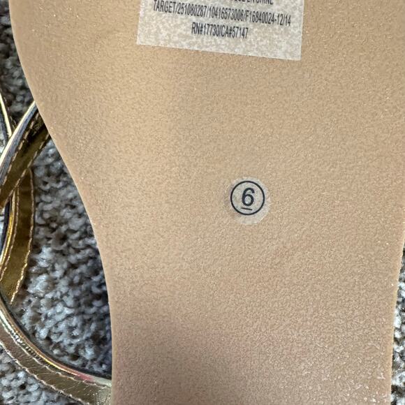 Lilly Pulitzer x Target NWOT Flip Flops Nosey Posey Size 6 Beach Vacation Cruise - Picture 6 of 9